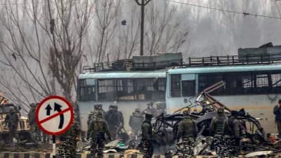 पुलवामा के शहीदों को नम आंखों से दी गई श्रद्धांजलि,5 साल पहले आज ही के दिन देश ने खोए थे 44 जवान