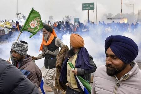  आज देश भर में ब्लैक डे मनाएगा संयुक्त किसान मोर्चा,दिल्ली पुलिस ने जारी की ट्रैफिक एडवाइजरी