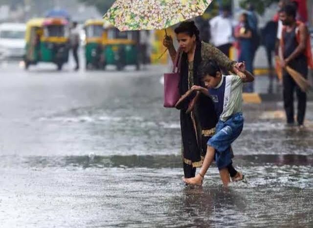 बिहार के कई जिलों में आज वर्षा होने की पूरी है संभावनाएं,किसानों के लिए जारी हुआ अलर्ट