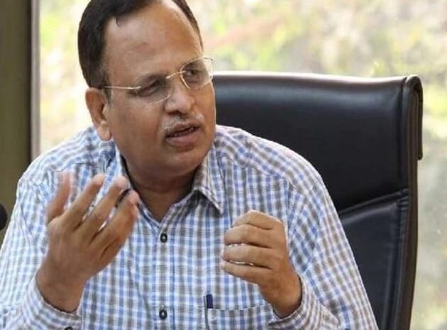  सत्येंद्र जैन को सुप्रीम कोर्ट से लगा बड़ा झटका,सरेंडर कर अब जाना होगा जेल