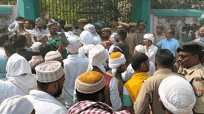 डॉन मुख्तार अंसारी को किया गया सुपुर्द-ए-खाक,जनाजे में शामिल हुए हजारों लोग
