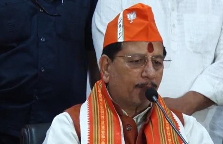 मुकेश सहनी पर बरसे डिप्टी सीएम विजय सिन्हा,खंजर भोंकने वाले,नरसंहार कराने वाले लोग के साथ गलवाहिया किया है