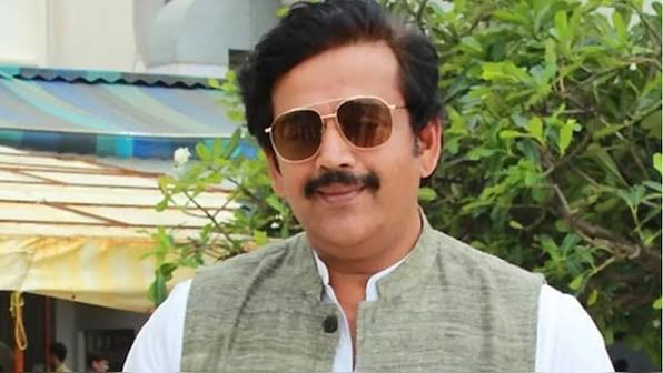 कांग्रेस अध्यक्ष खरगे को रवि किशन ने दी हिमालय जाने की सलाह,कहा-इंसान बूढ़ा हो जाता है तो ऐसी बातें बोलता है..