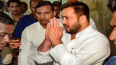  छपरा वाले घटना पर बोले तेजस्वी यादव,कुछ लोग हार की बौखलाहट से कर रहे हैं ऐसा