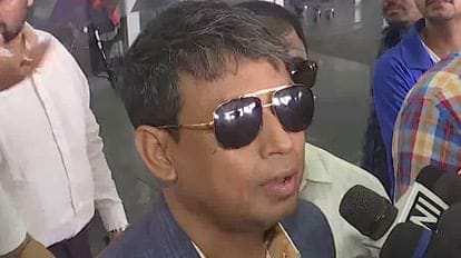 बांग्लादेश के खुफिया विभाग के अधिकारी पहुंचे भारत,लापता सांसद अनवारुल अजीम मामले में करेंगे जांच