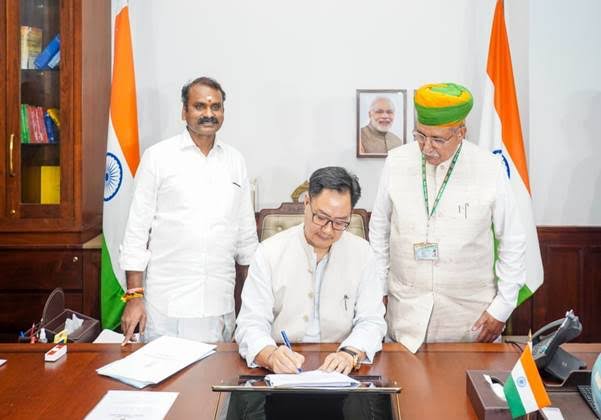 18वीं लोकसभा का पहला सत्र 24 जून से होगा शुरू,संसदीय कार्य मंत्री किरेन रिजिजू ने दी जानकारी