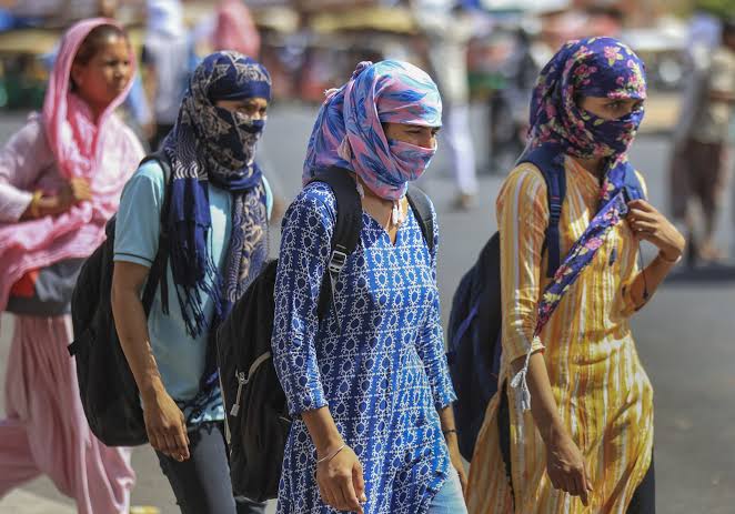 देश के 14 राज्यों में आज 47 डिग्री तक जा सकता है पारा,भीषण गर्मी और लू से फिलहाल नहीं मिलने वाली है राहत