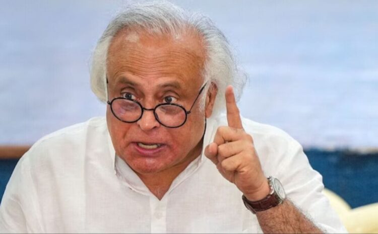किताबों से बाबरी मस्जिद से जुड़ी चीजें हटाने पर गर्म हुई सियासत,बोली कांग्रेस-RSS की संस्था के तौर पर काम कर रही है NCERT