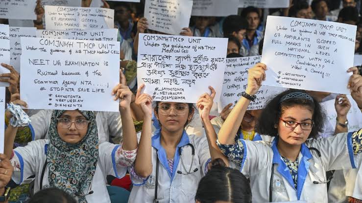 कल जंतर-मंतर पर जुटेंगे बड़े नेता,NEET परीक्षा मामले में देश भर में कल प्रदर्शन करेगी आम आदमी पार्टी