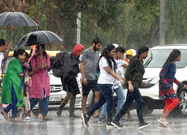इस साल टूटेंगे बारिश के रिकॉर्ड,पूरे उत्तर भारत में मौसम विभाग ने जारी की अलर्ट