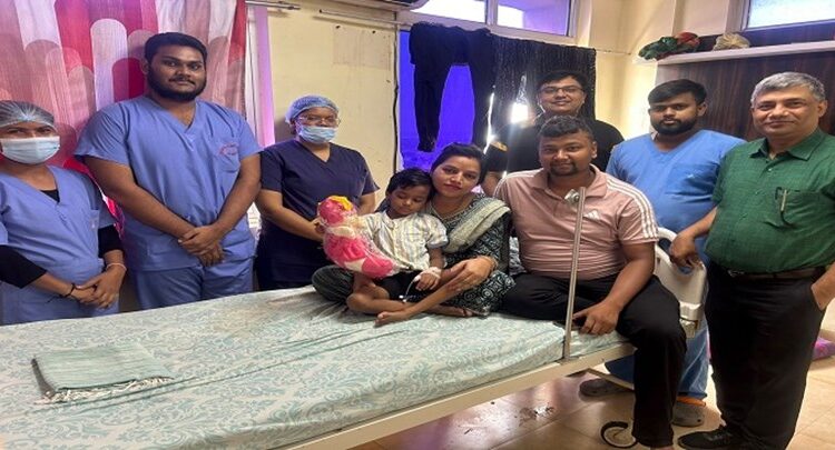 पटना में बगैर चीरा लगाए डॉक्टरों ने पेसमेकर लगाकर बचाई जान,महावीर हार्ट हॉस्पीटल में 5 साल की बच्ची की हुई दुर्लभ सर्जरी