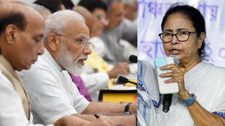 आखिरकार मान गई ममता,नीति आयोग की बैठक में आज रखेंगी अपनी बातें