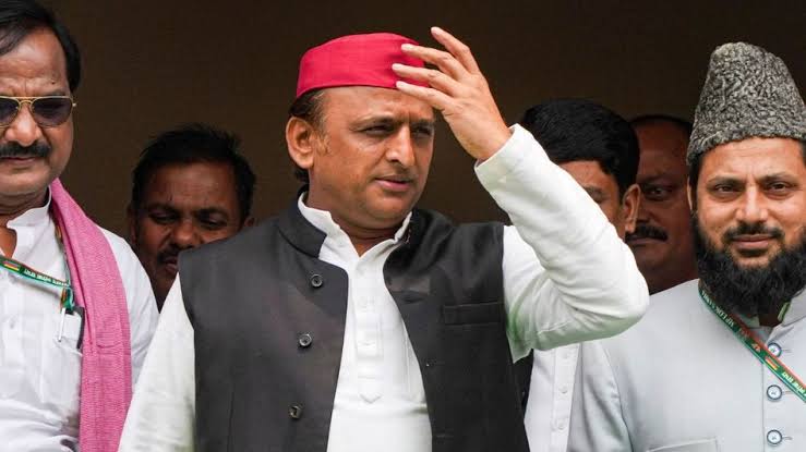  अखिलेश यादव के बदले यूपी विधानसभा में कौन होगा विपक्ष का नया नेता?