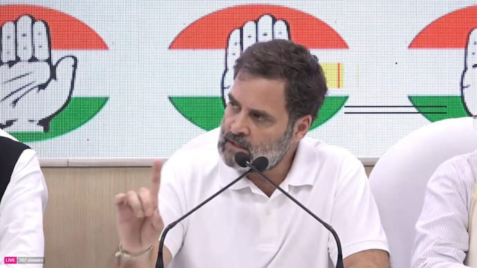 प्रधानमंत्री मोदी समेत कई दिग्गजों ने सीएम सोरेन को दी जन्मदिन की बधाई,राहुल ने भी खास अंदाज में किया विश 1 1000368009
