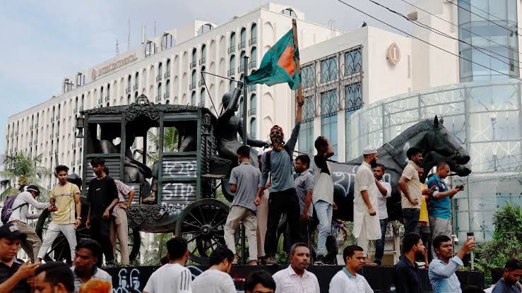 झारखंड,असम और बंगाल में भी घटी हिंदूओं की संख्या,असम के मुख्यमंत्री हिमंता बिस्वा सरमा ने किया बड़ा दावा 1 1000368156