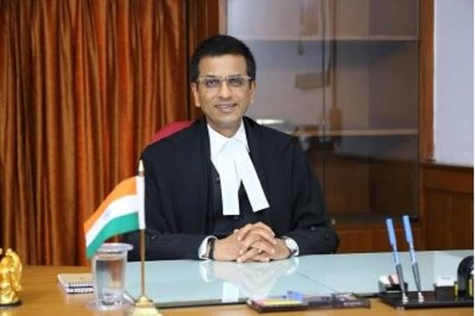 सुप्रीम कोर्ट कॉलेजियम ने लिया बड़ा निर्णय,इलाहाबाद हाईकोर्ट के 9 अतिरिक्त जज को बनाया जाएगा स्थायी जज 1 1000370198