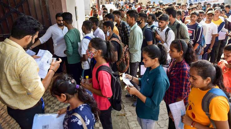 यूजीसी नेट परीक्षा को किया गया स्थगित,26 अगस्त को होने वाली थी एग्जाम 1 1000370302