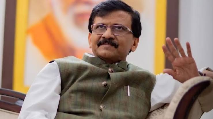 हिंडनबर्ग के दावे पर उद्धव ठाकरे ने दिया बड़ा बयान,कहा-ये आरोप पीएम मोदी पर भी लग रहे हैं..