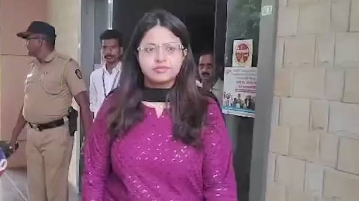 पूजा खेडकर को हाईकोर्ट से मिली बड़ी राहत,अग्रिम जमानत पर अब 21 अगस्त को होगी सुनवाई