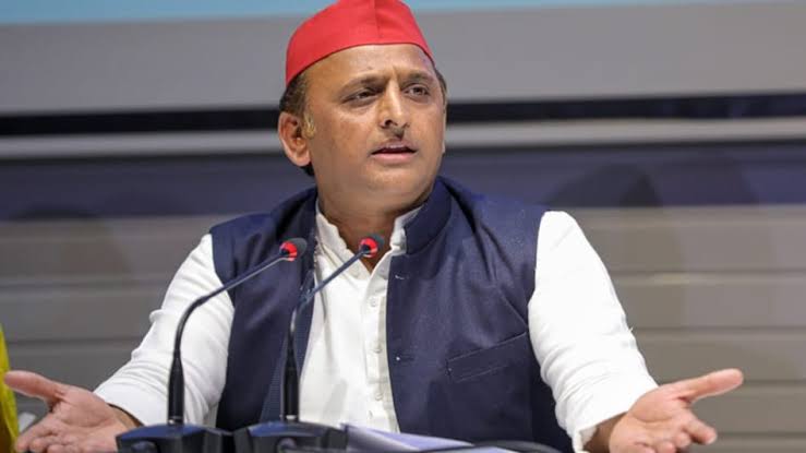 खटाखट करने वाले गायब हो गए हैं,सीजन आएगा तो लौटेंगे,सीएम योगी ने बोला अखिलेश यादव पर हमला 1 IMG 20240812 WA0037 1