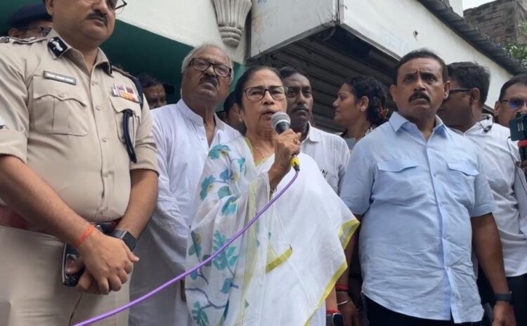 डॉक्टरों के प्रदर्शन के आगे झुकी ममता बनर्जी,बोली-अगर पूरी घटना नहीं सुलझी तो सीबीआई को सौंप देंगे यह मामला