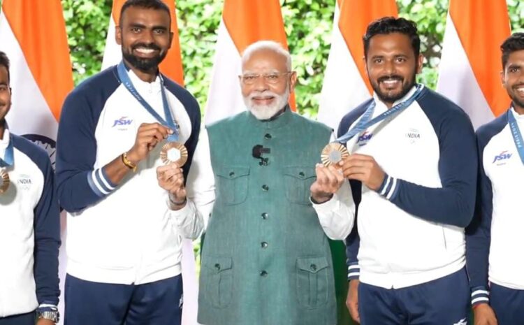  पेरिस ओलंपिक में हिस्सा लेने वाले प्लेयर्स से मिले पीएम मोदी,सबसे की मुलाकात