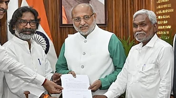पूर्व मुख्यमंत्री चंपई सोरेन समेत कई विधायक बीजेपी में हो सकते हैं शामिल!सीएम सोरेन को लगने वाला है बड़ा झटका