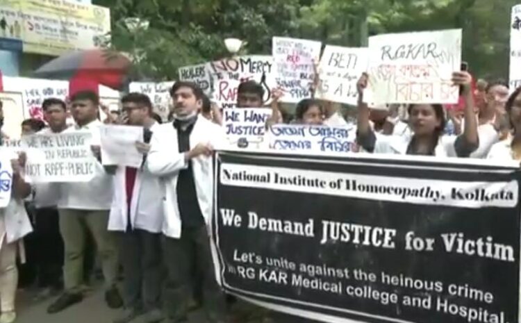 सीबीआई कार्यालय तक डॉक्टरों ने निकाला मार्च,सुप्रीम कोर्ट के आश्वासन पर नहीं रुका विरोध प्रदर्शन