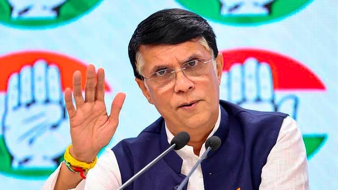 कांग्रेस नेता पवन खेड़ा ने अमित शाह से पूछा सवाल-क्या गठबंधन करने पर पढ़ा था पीडीपी का घोषणापत्र?