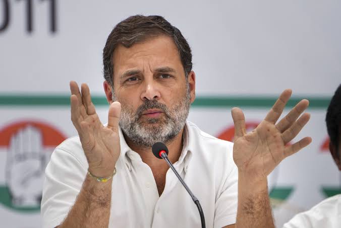 गुजरात में आईं बाढ़ की स्थिति पर बोले राहुल गांधी,प्रभावित लोगों के लिए सरकार जल्द उठाए कदम..