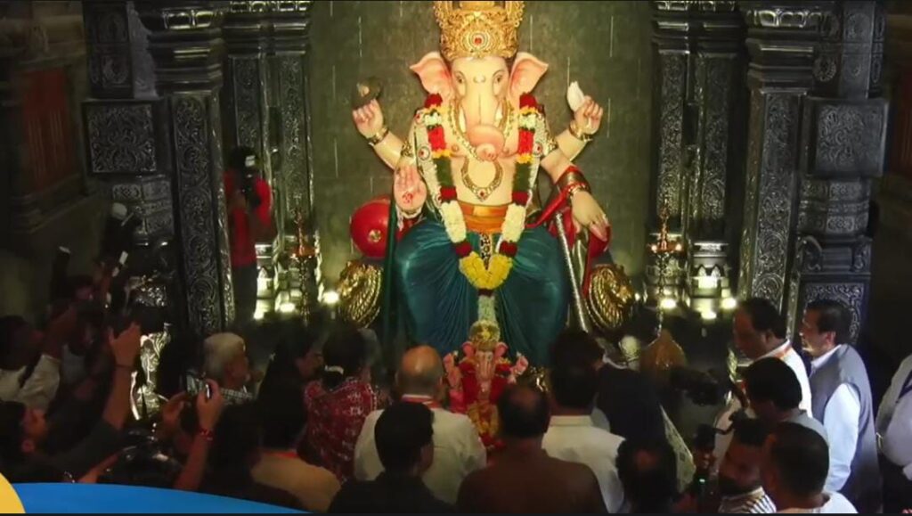 महाराष्ट्र चुनाव के लिए अमित शाह ने अपने नेताओं को दिया टिप्स,कहा-लोकसभा चुनाव में हुईं गलतियों को नहीं दोहराना है 1 1000388505