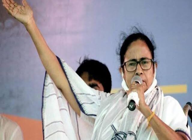  ममता बनर्जी को लगा बड़ा झटका,बीते दिन विधानसभा से पास कराए गए बिल पर राज्यपाल ने लगाई रोक