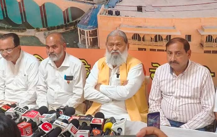  चुनाव से पहले अनिज विज ने चला बड़ा दांव,अपने बयान से बीजेपी की बढ़ा दी टेंशन