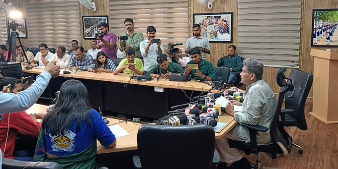 नीतीश सरकार ने शिक्षक ट्रांसफर पॉलिसी को दी मंजूरी,शिक्षकों का इंतजार हुआ खत्म 1 1000405212