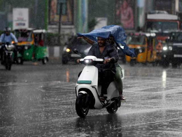 ओडिशा और पश्चिम बंगाल से टकराएगा समुद्री तूफान,बिहार में दिखेगा असर 1 1000414459