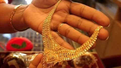 राजधानी पटना में धनतेरस के मौके पर टूटा रिकॉर्ड,950 करोड़ से 1000 करोड़ के बीच हुई आभूषणों की बिक्री 1 1000416532