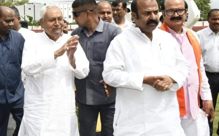 जनता से तेजस्वी को नहीं है मतलब,बोले नीतीश के मंत्री-खुशी हो या गम हमेशा गायब ही रहते हैं..