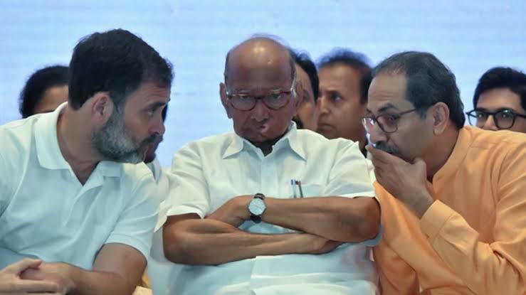  महाराष्ट्र चुनाव में 90-90 सीटों पर लड़ेंगे तीनों घटक दल,राहुल,पवार और ठाकरे आज कर सकते हैं ऐलान!