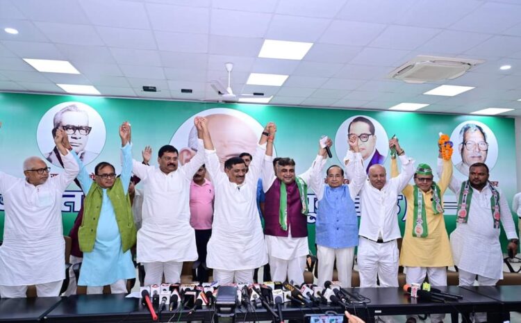  ईशान किशन के पिता आज जेडीयू में हुए शामिल,उमेश कुशवाहा ने दिलाई पार्टी की सदस्यता