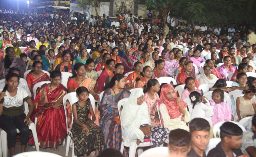 कांग्रेस ने कभी भी देश के ग्रामीण इलाकों के विकास को प्राथमिकता नहीं दी,बोले नितिन गडकरी 1 1000424658