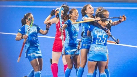 भारतीय महिला हॉकी टीम ने सेमीफाइनल में बनाई जगह,कल जापान के साथ भारत का होगा मुकाबला 1 1000428488