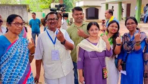 झारखंड में वापसी कर सकती है महागठबंधन!एग्जिट पोल के अनुसार NDA पर भारी पड़ेगी सोरेन सरकार 1 1000429475