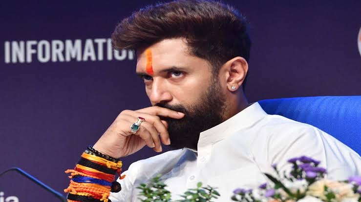 चिराग पासवान स्पष्ट करें कि वे एनडीए में हैं या नहीं,विधायक चेतन आनंद ने पूछा सवाल 1 1000432840