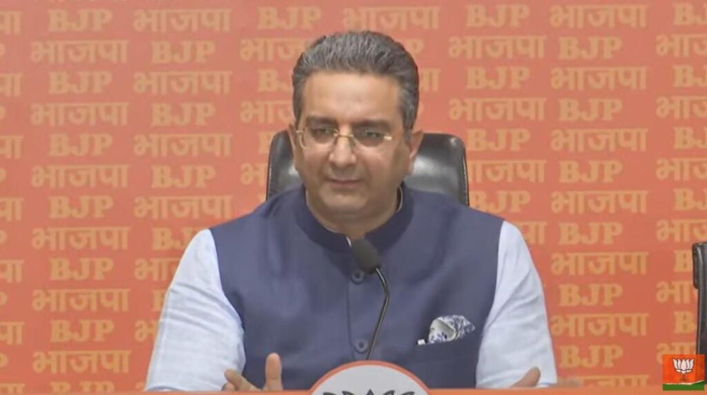 भाजपा ने आप पर किया पलटवार,केजरीवाल पर लगाया गंभीर आरोप! 1 1000434562