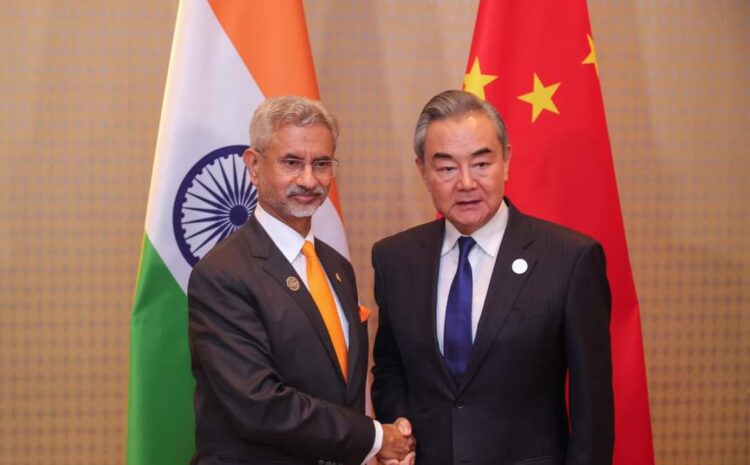  चीनी विदेश मंत्री वांग यी से विदेश मंत्री एस.जयशंकर ने की मुलाकात,सैनिकों की वापसी को लेकर लंबी चली बातचीत