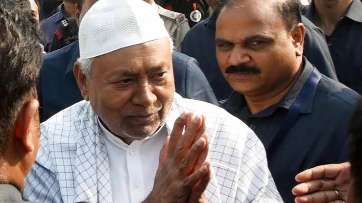  वक्फ बोर्ड संशोधन विधेयक पर बिहार से छिड़ी राजनीति,मुसीबत में फंसे नीतीश कुमार!