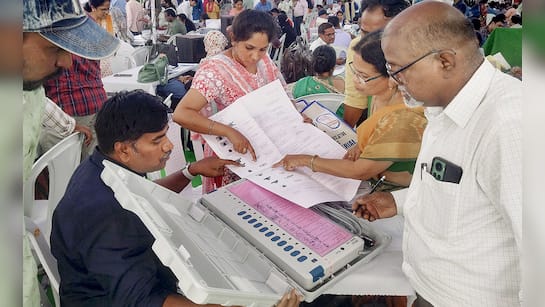  महाराष्ट्र में शुरुआती रुझानों में भाजपा को मिला भारी बहुमत,वोटों की गिनती में आगे दिख रहे है NDA उम्मीदवार