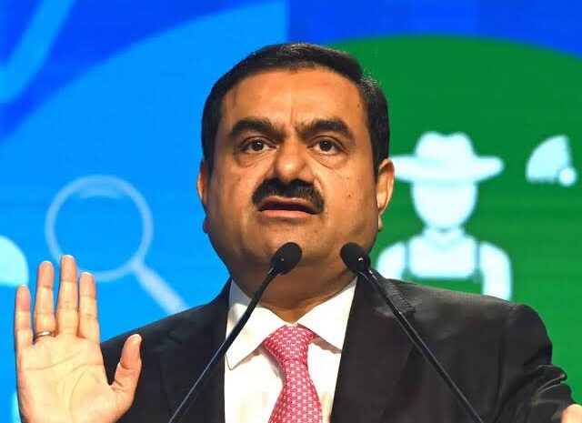  अडानी को मिल रहे हैं झटके पर झटके,तेलंगाना सरकार ने ठुकराया अडानी का ₹100 करोड़ की ऑफर