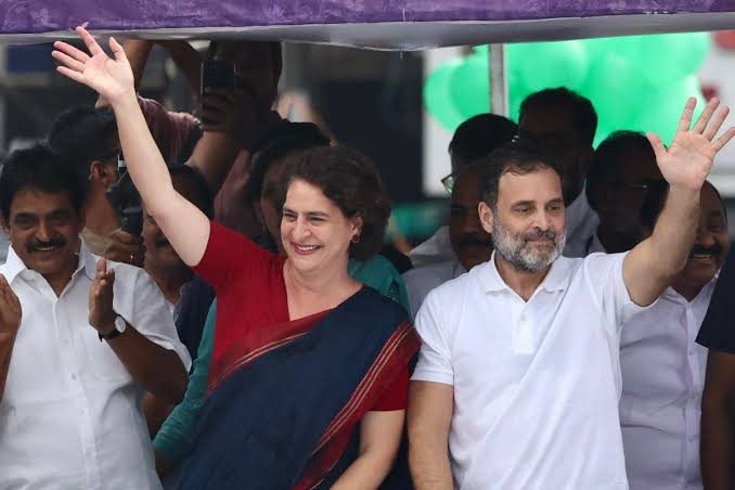  सांसद के रूप में आज शपथ लेंगी प्रियंका गांधी,संसद में अब साथ दिखेंगे भाई-बहन