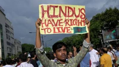 परमहंस आचार्य ने बांग्लादेश सरकार को दी चेतावनी,कहा-जो हो रहा है उसका बदला चुकाया जायेगा.. 1 1000435307